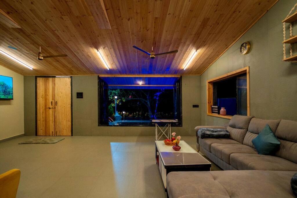 Spicy Mango Lakeside Abode - Luxurious Villa In Pawana Lonavala Exterior foto